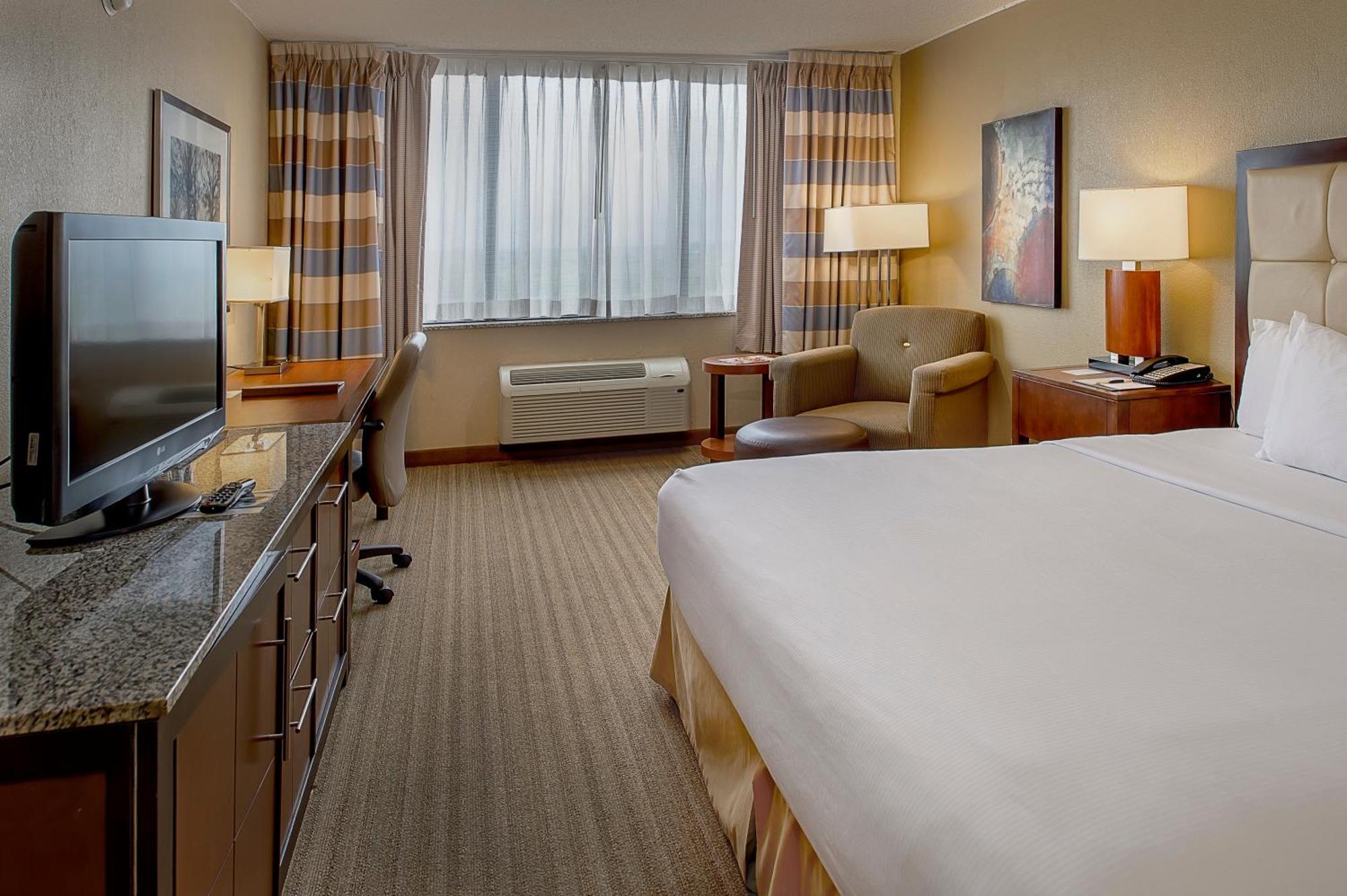 Doubletree By Hilton St. Louis At Westport Hotel Maryland Heights Exterior foto