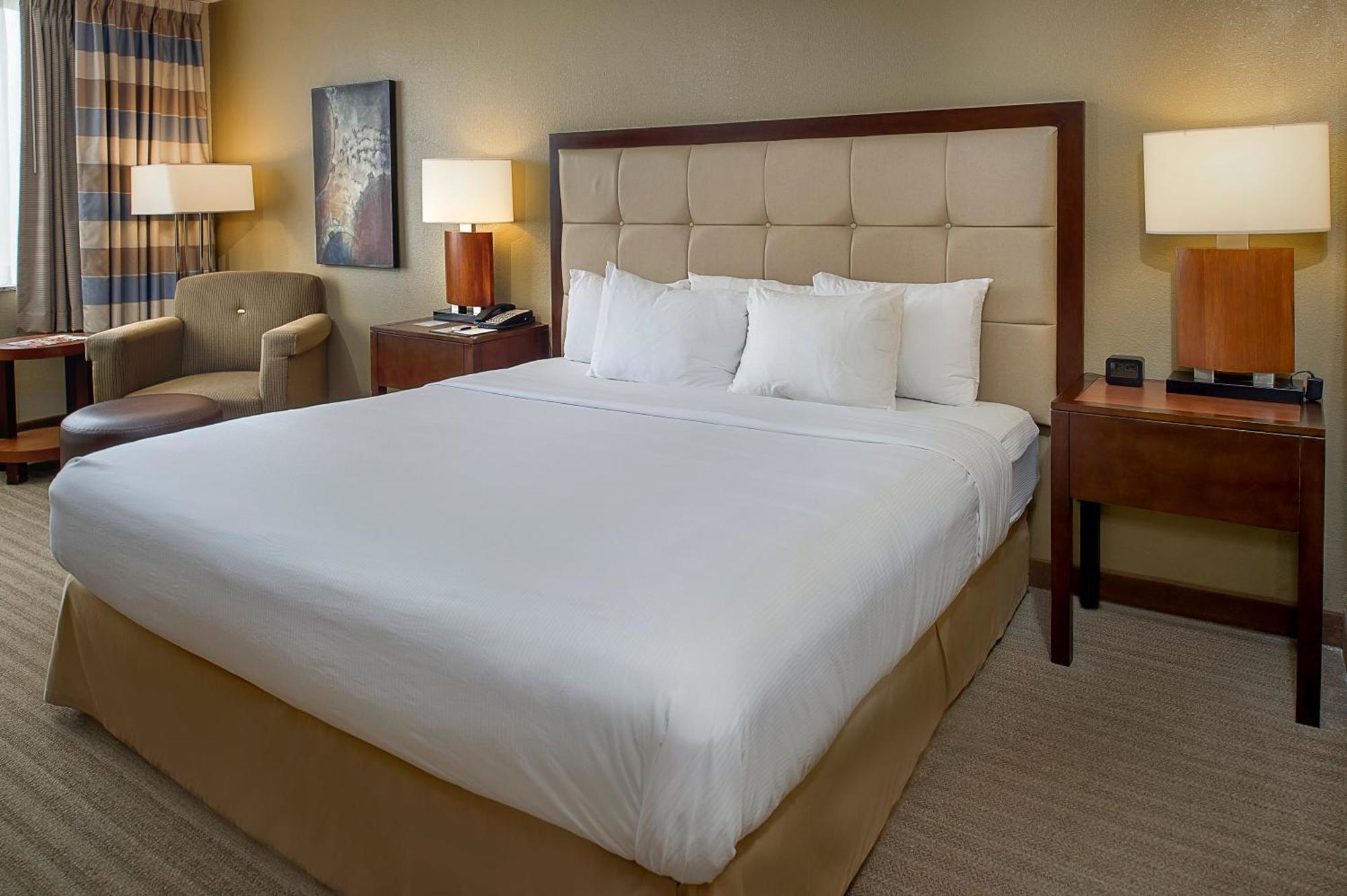 Doubletree By Hilton St. Louis At Westport Hotel Maryland Heights Exterior foto